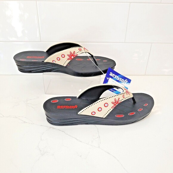 NEW Aerosoft Womens Sz 9 Sandals Flip Flop Thong Red Flowers EU 40 Arch Support - Picture 1 of 11